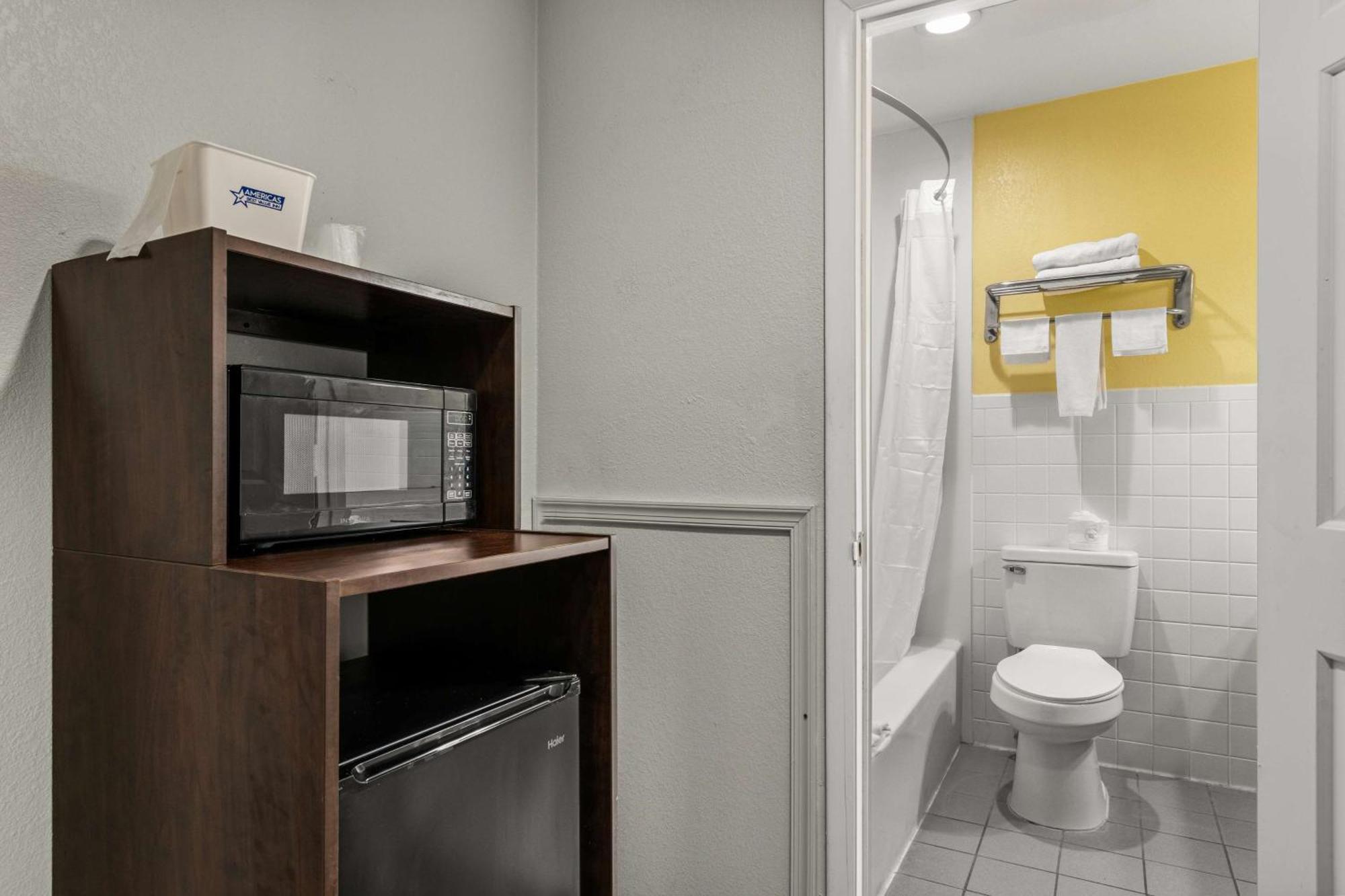 Americas Best Value Inn Карлайл Экстерьер фото