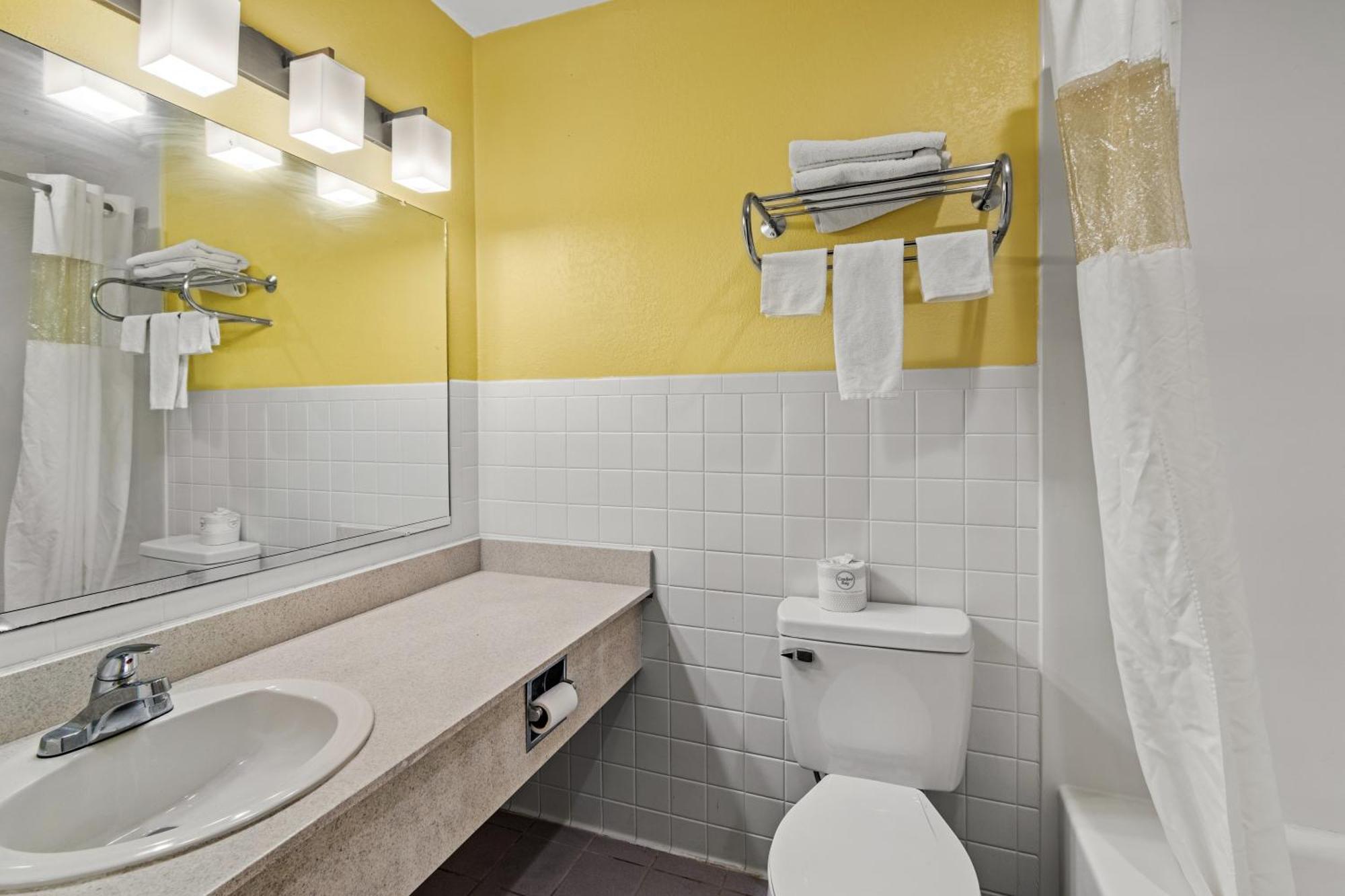 Americas Best Value Inn Карлайл Экстерьер фото