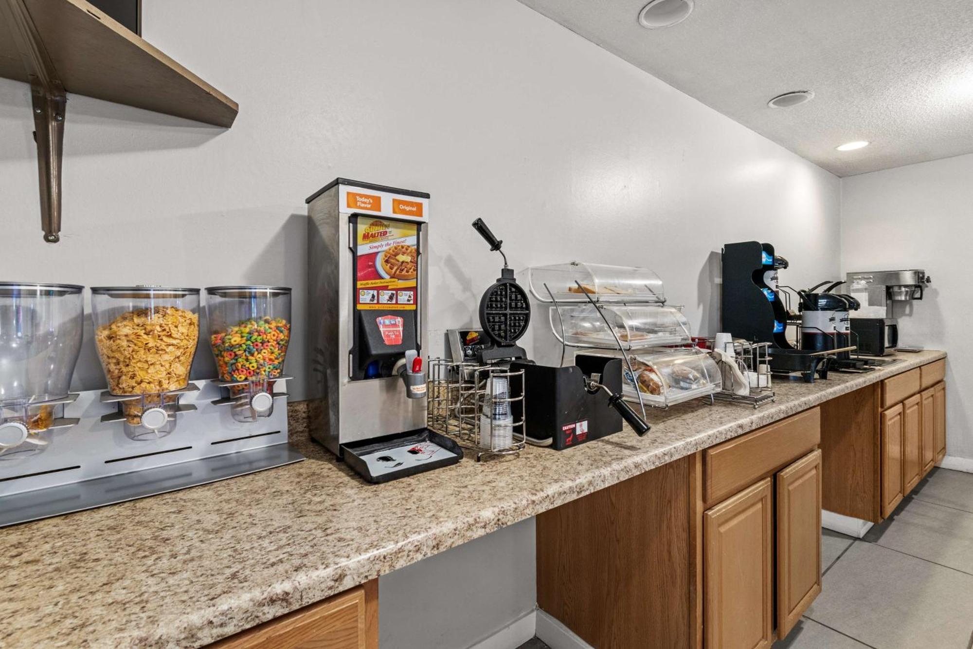 Americas Best Value Inn Карлайл Экстерьер фото