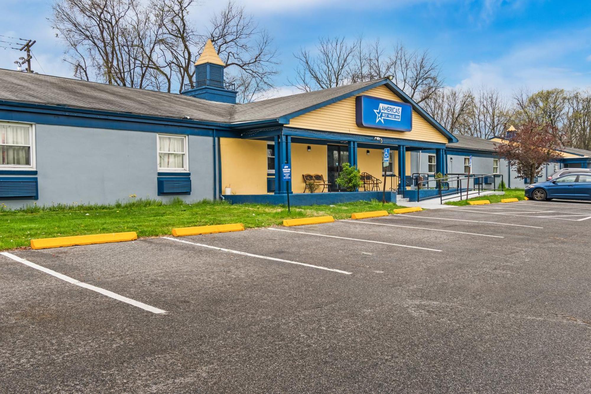 Americas Best Value Inn Карлайл Экстерьер фото